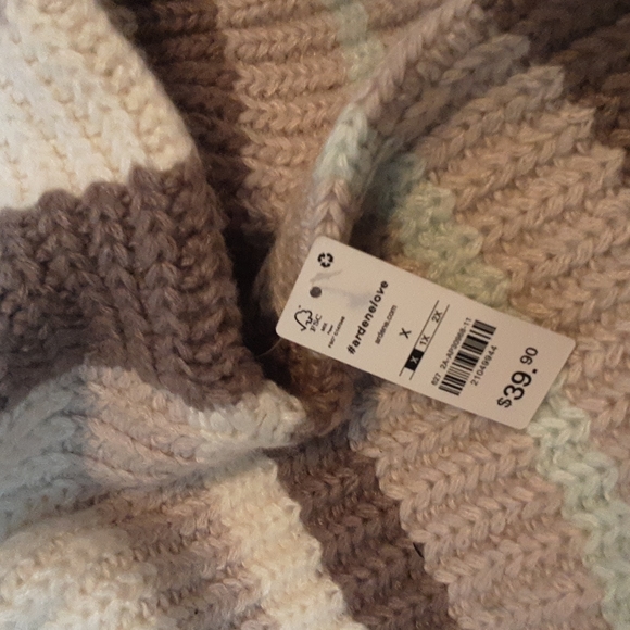 Ardene Curve bulky cropped striped sweater - Plus size X - Picture 3 of 3